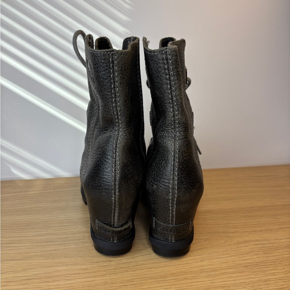 Sorel Lea Wedge Boots Womens Charcoal Grey Leather Lace Up Ankle Booties Size 8 - Picture 6 of 11